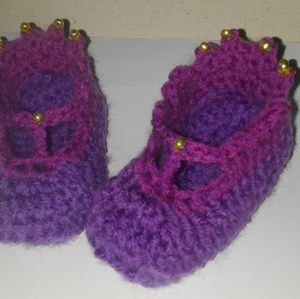 Pretty Purple Baby shoes with Gold beads handmade